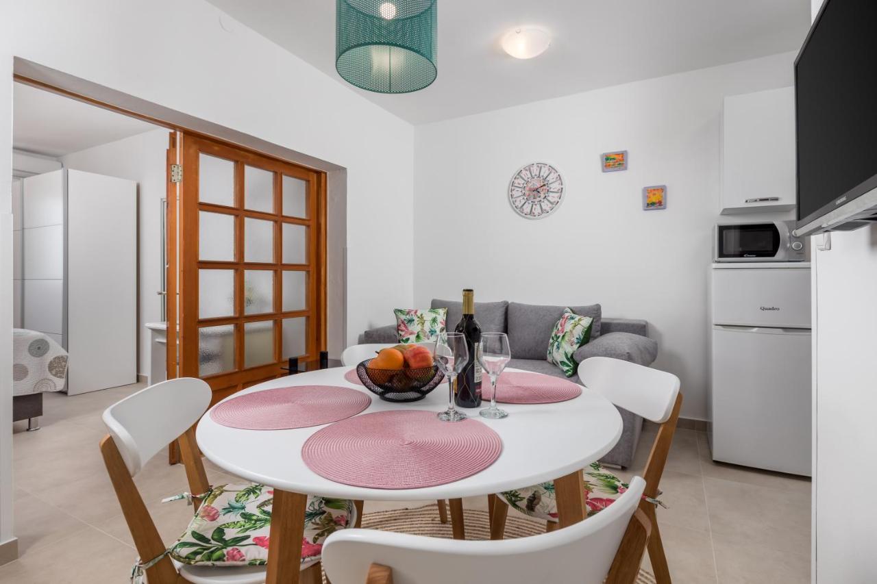 Apartments Vilma Opatija Exterior foto